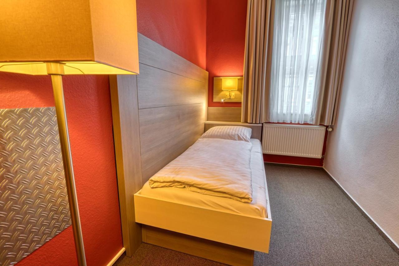 Hotel Goldene Krone Goslar Exterior foto
